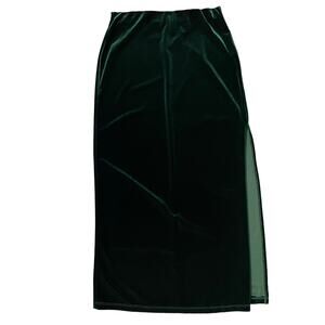 Elegant Green Velvet Maxi Skirt